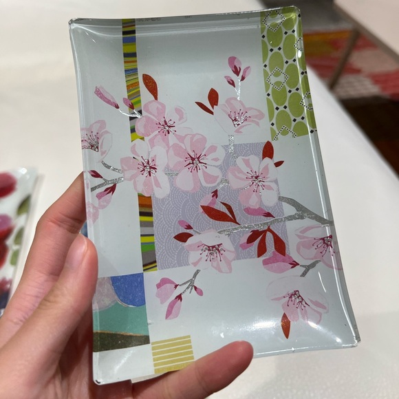 Set of three decorative trays and a candle (Fringe Studio, Bloomingdale’s) - Picture 6 of 6